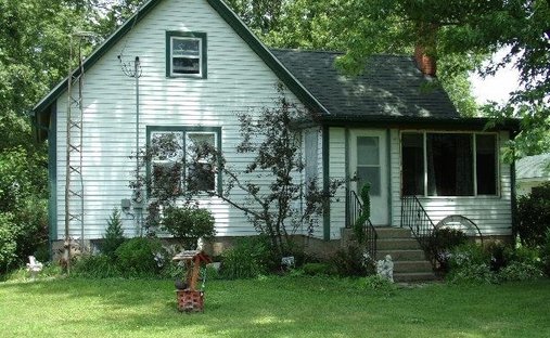 House in Garden Prairie, Illinois, United States 1