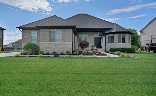 House in New Baltimore, Michigan, United States 1