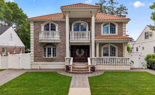 House in New York, New York, United States 1