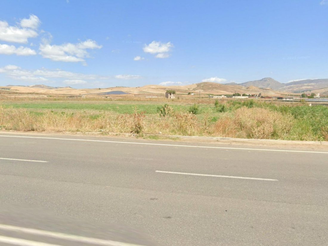Land in Pergusa, Sicily, Italy 3 - 18424442