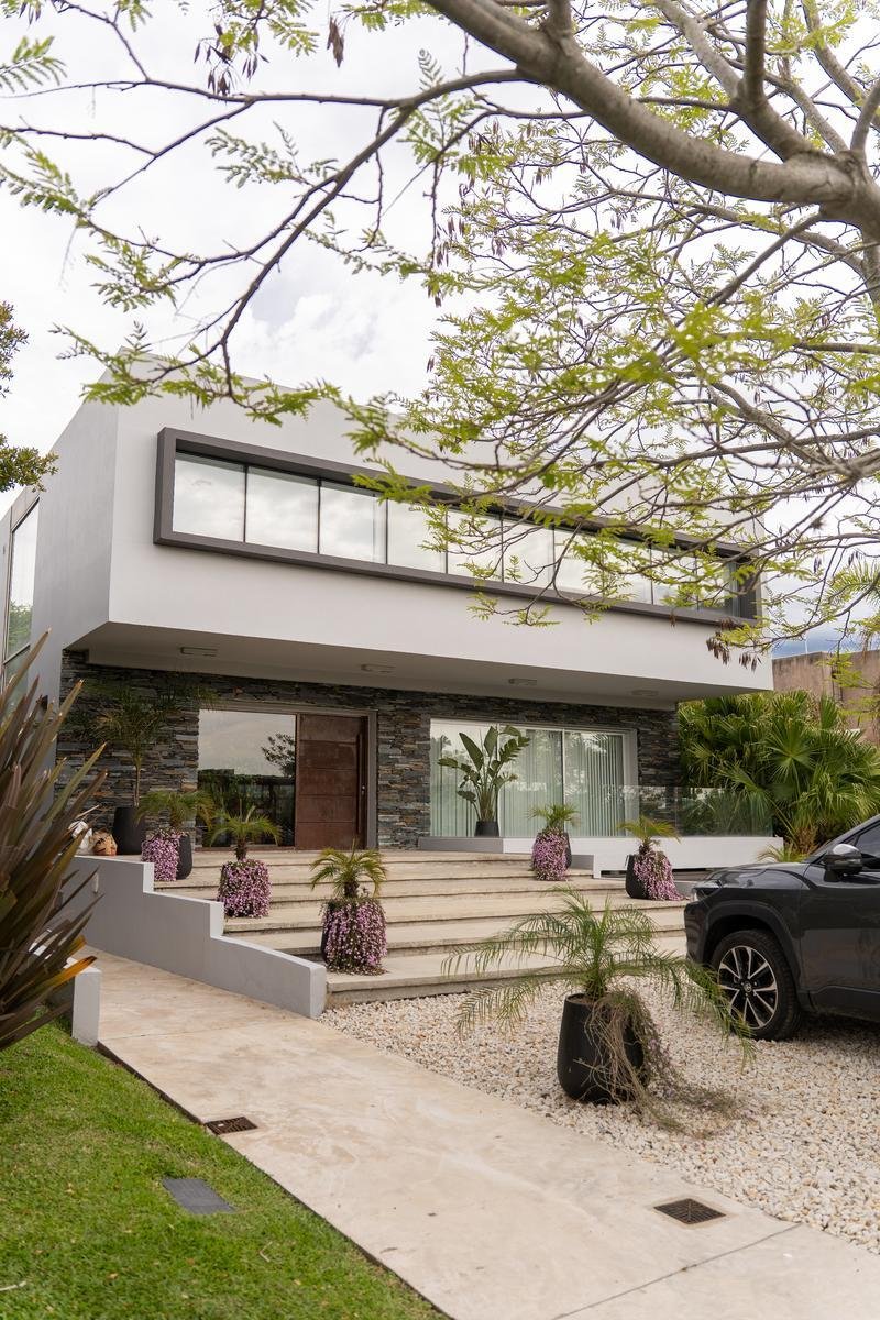 House in Tigre, Buenos Aires Province, Argentina 2 - 18420554