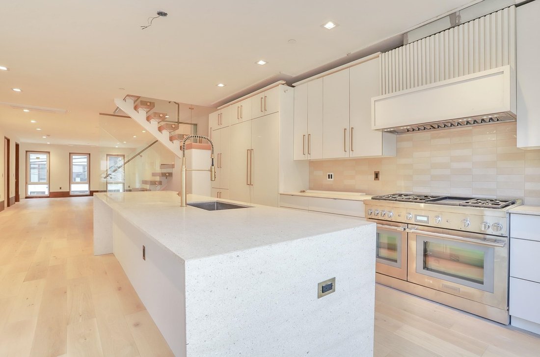 Condo in Hoboken, New Jersey, United States 3 - 18421881