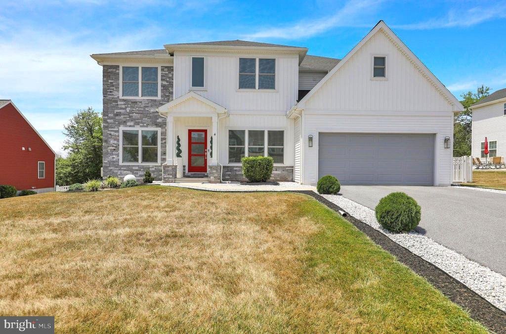 House in Stevens, Pennsylvania, United States 1 - 18422698