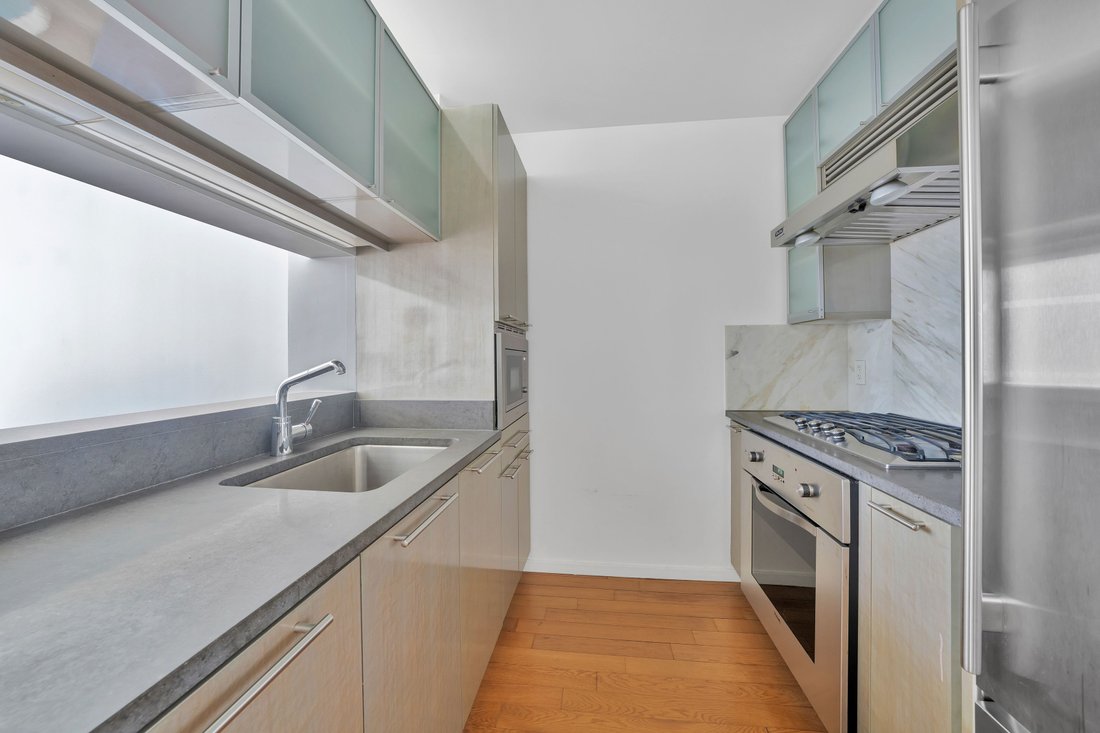 Condo in New York, New York, United States 3 - 18424355