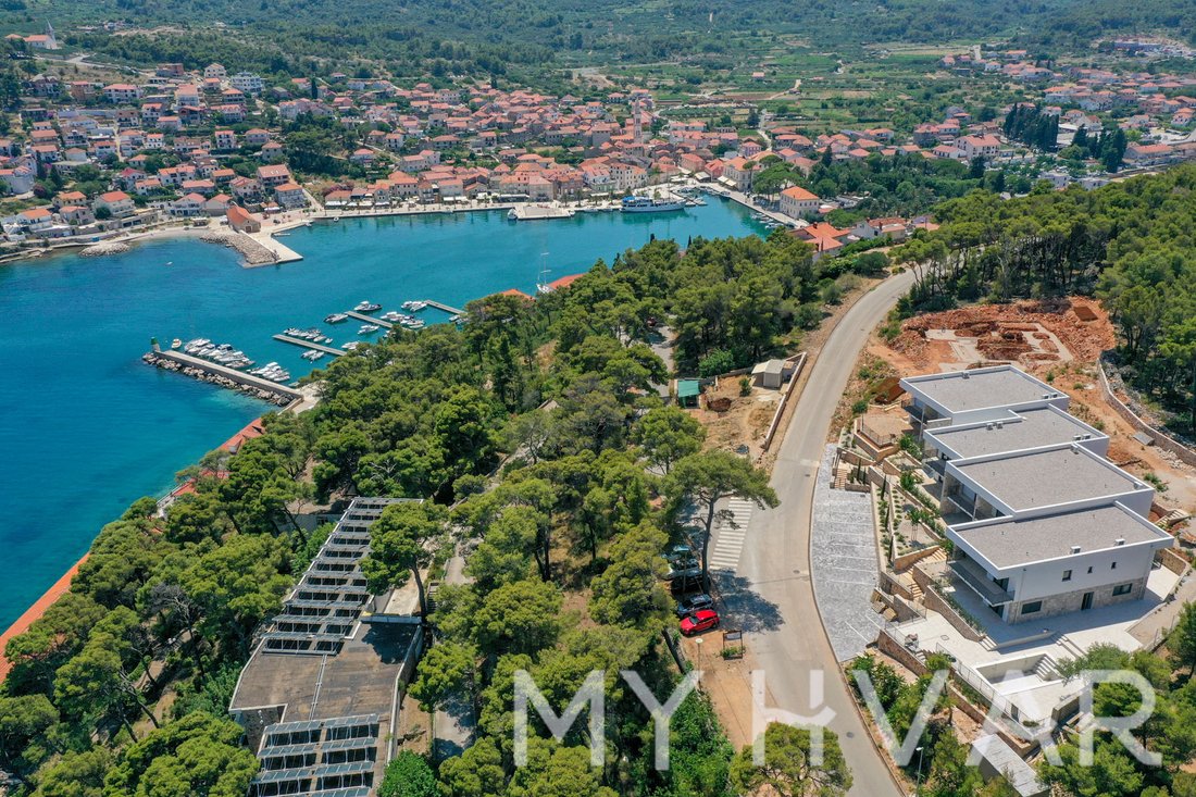 Apartment in Jelsa, Split-Dalmatia County, Croatia 5 - 18421713