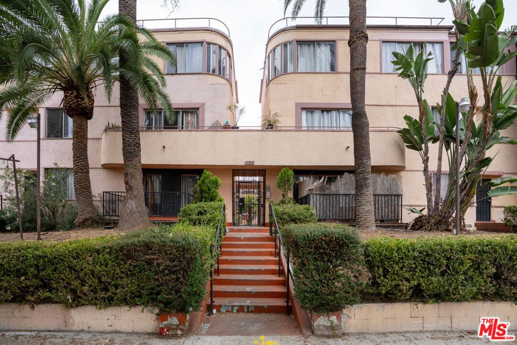 Los Angeles, California, United States 1 - 18423395