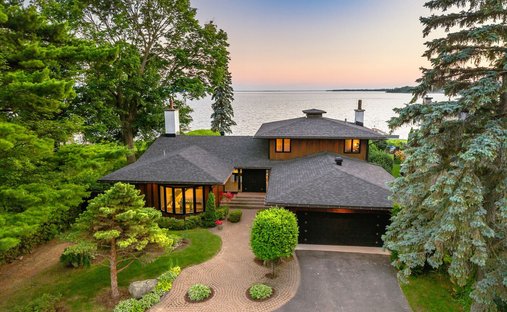 Casa a Deux-Montagnes, Québec, Canada 1