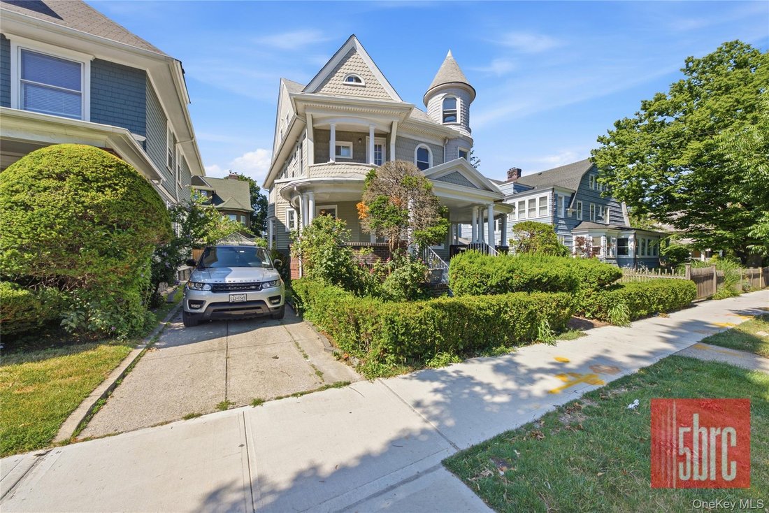 House in New York, New York, United States 5 - 18423456