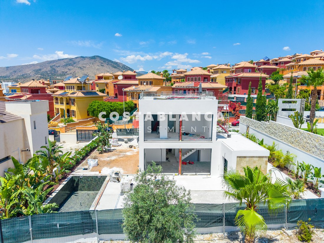 Villa in Finestrat, Valencian Community, Spain 2 - 18421305