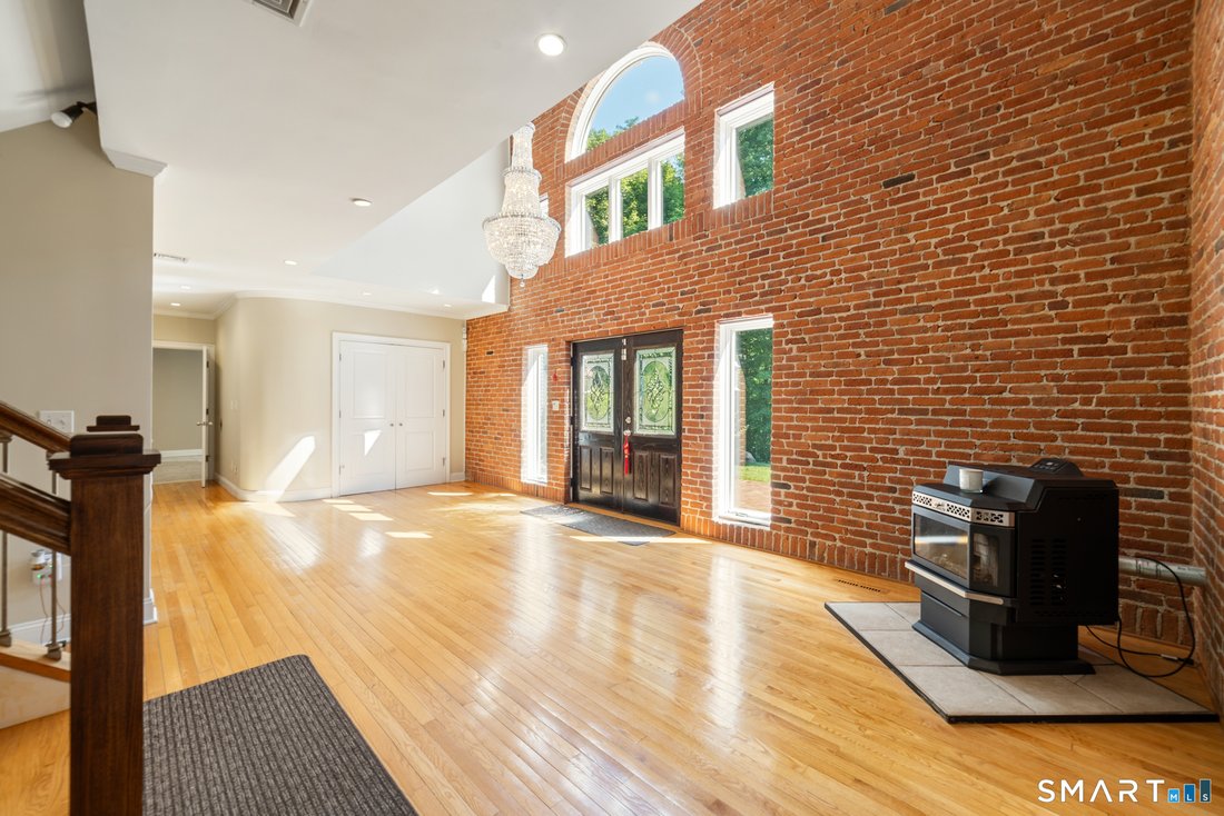 House in Cheshire, Connecticut, United States 4 - 18420510