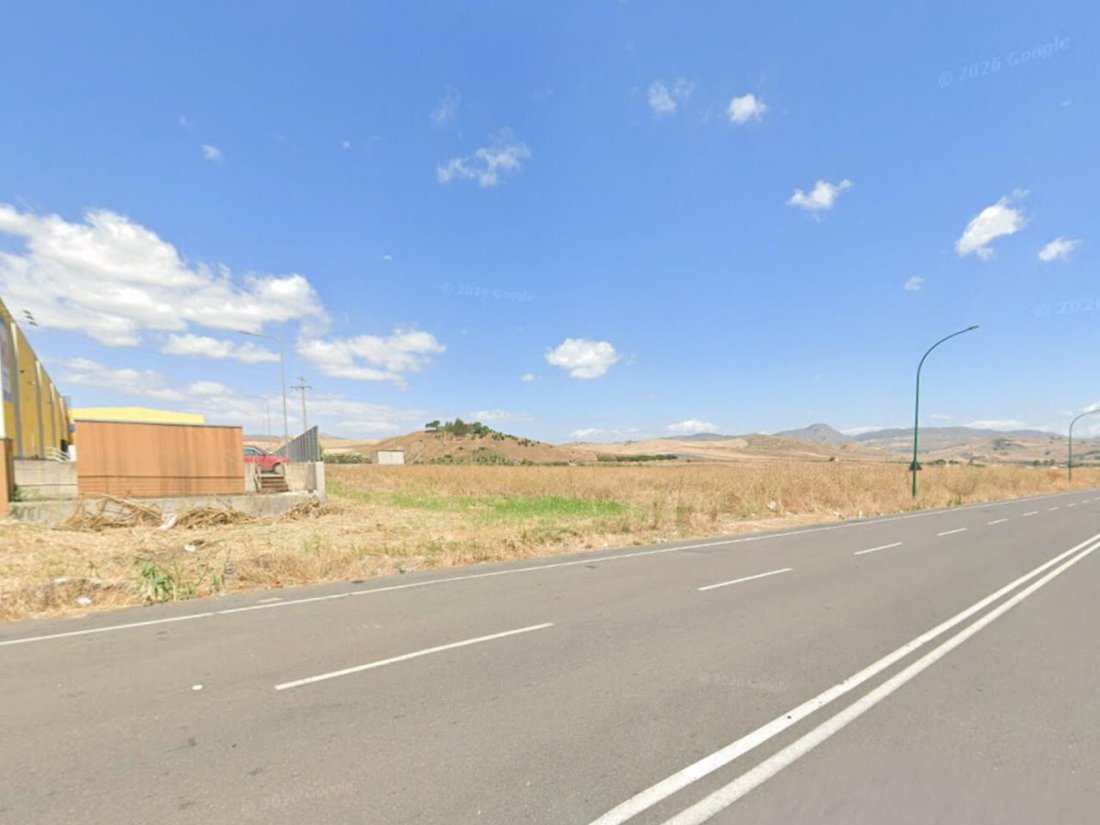 Land in Pergusa, Sicily, Italy 3 - 18424449