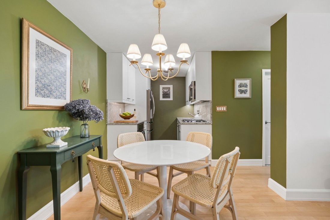 Co Op in New York, New York, United States 4 - 18423972