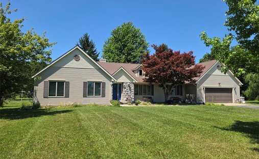 House in Howell, Michigan, United States 1