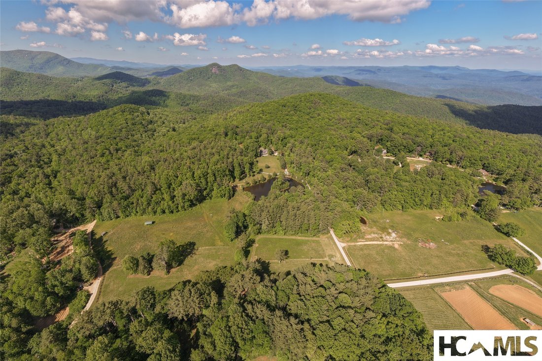 House in Cashiers, North Carolina, United States 4 - 18422068