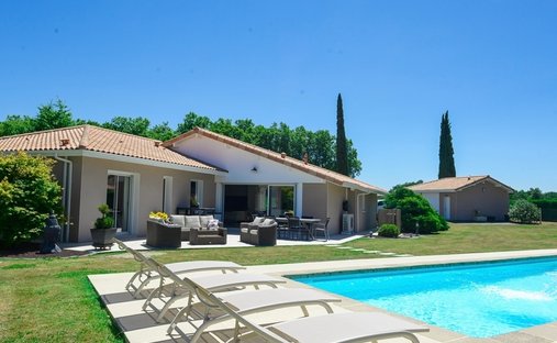 House in Rive Gauche, Aire-sur-l'Adour, France 1