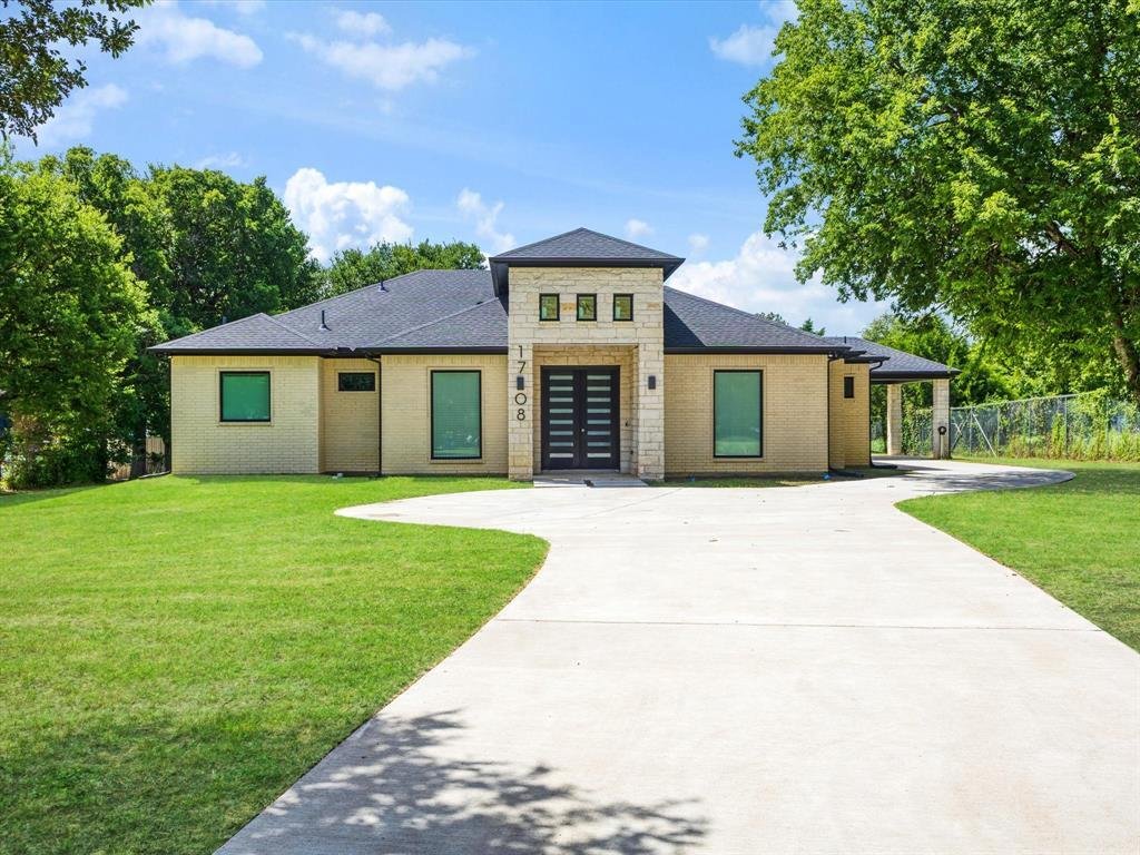 House in Hutchins, Texas, United States 2 - 18423773