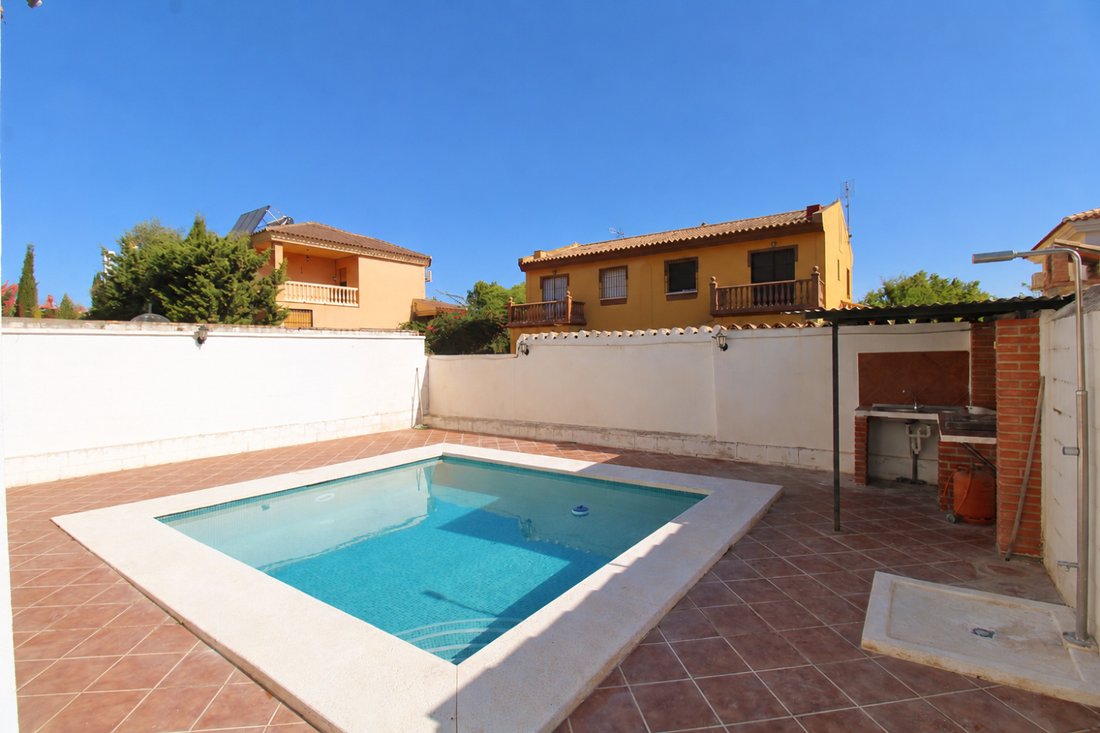 Chalet in Alhaurin de la Torre, Andalusia, Spain 4 - 18424147