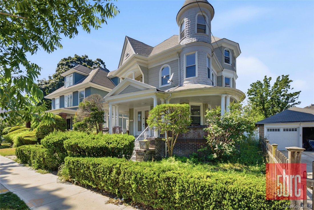 House in New York, New York, United States 3 - 18423456