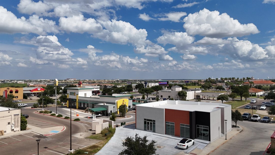 House in Laredo, Texas, United States 4 - 18422647