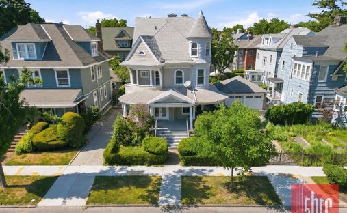 House in New York, New York, United States 1