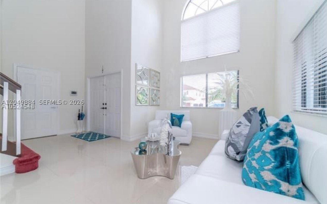 House in West Miami, Florida, United States 5 - 18423093