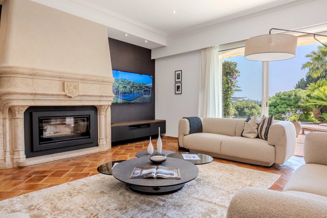Villa in Mougins, Provence-Alpes-Côte d'Azur, France 3 - 18421328