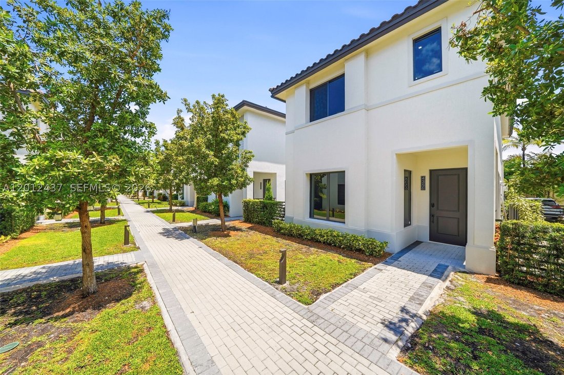 House in Miami Springs, Florida, United States 2 - 17850469