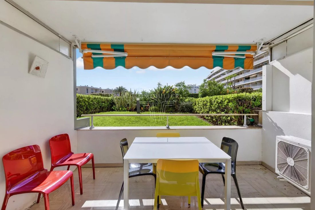 Apartment in La Source, Cannes, France 4 - 17889495
