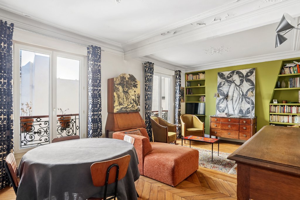 Apartment in Saint Vincent de Paul-Lariboisière, Paris 10e Arrondissement, Paris 3 - 18420907