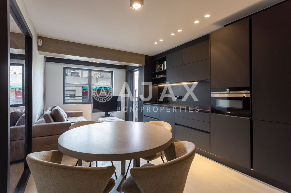 Apartment in Ciutat Vella, Barcelona, Spain 2 - 18312324