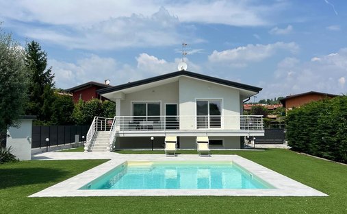 Villa en Padenghe sul Garda, Lombardía, Italia 1