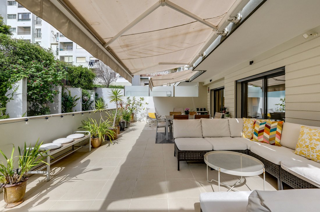 Apartment in Cascais e Estoril, Lisbon, Portugal 1 - 18421774