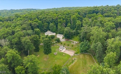 House in Tewksbury, New Jersey, United States 1