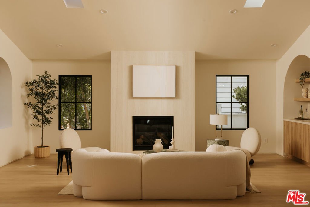 House in Los Angeles, California, United States 5 - 18423416