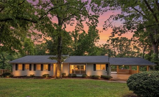 House in Gainesville, Georgia, United States 1