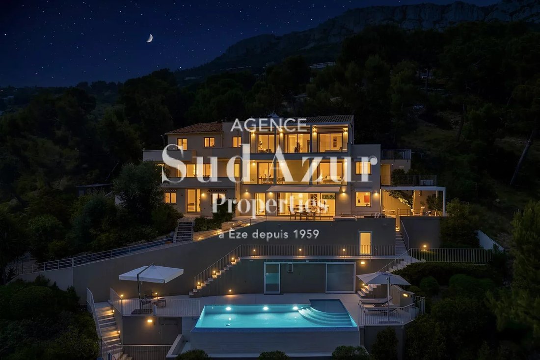 House in Èze, Provence-Alpes-Côte d'Azur, France 3 - 18424318