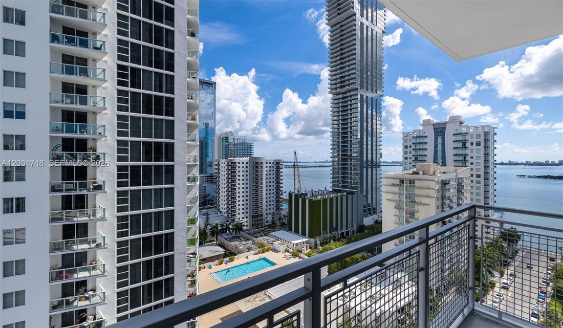 Miami, Florida, United States 5 - 18423966