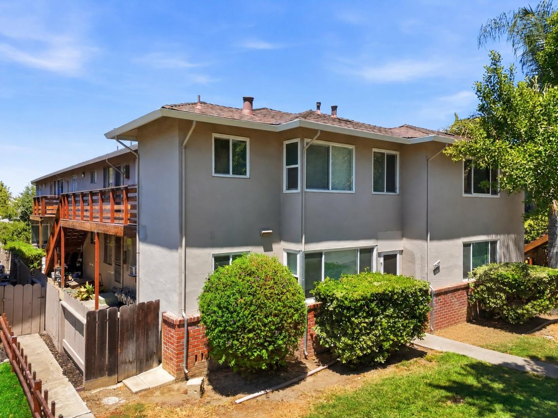 San Jose, California, United States 1 - 18423215
