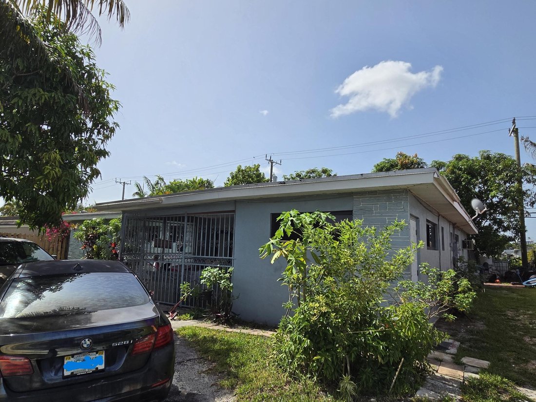 House in Miami, Florida, United States 1 - 18422798
