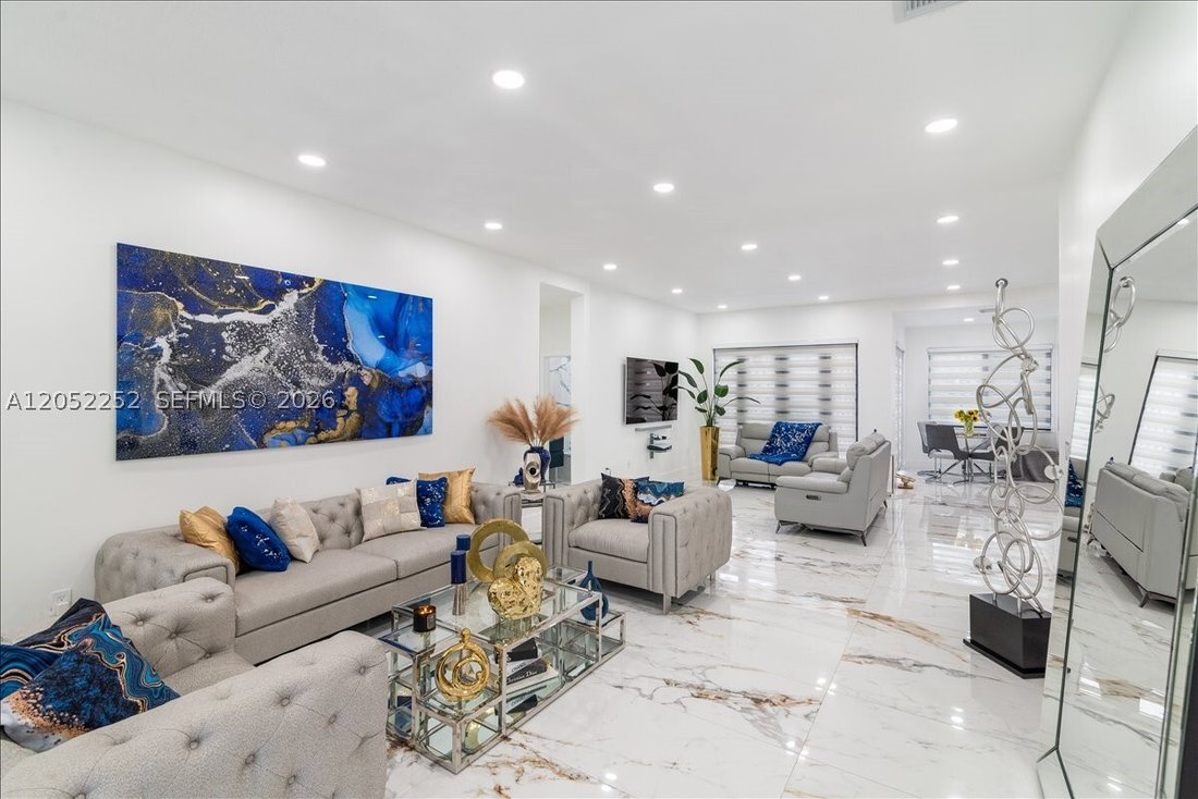 House in West Miami, Florida, United States 5 - 18423063