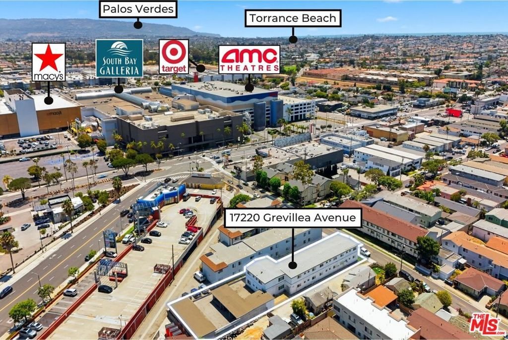 Lawndale, California, United States 2 - 18423436