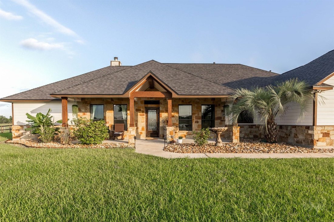 House in Angleton, Texas, United States 5 - 18422620