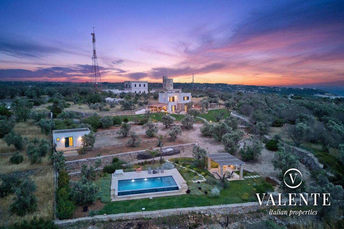 Villa in Castrignano del Capo, Apulia, Italy 1 - 18422217