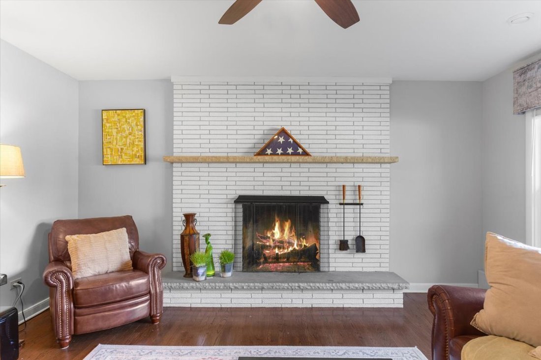 House in Downers Grove, Illinois, United States 5 - 18423473