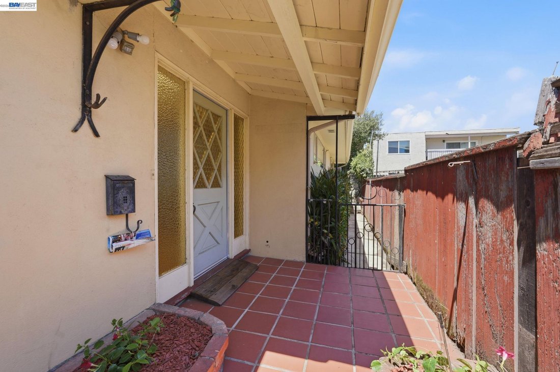 Apartment in San Leandro, California, United States 4 - 18423192
