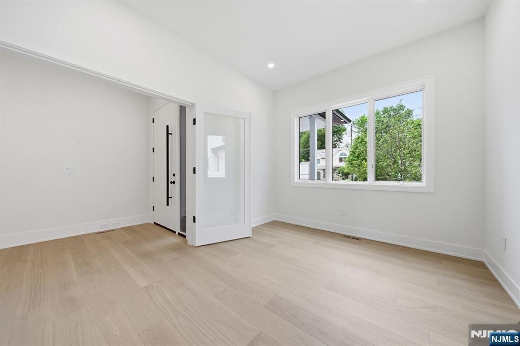 House in Tenafly, New Jersey, United States 4 - 18422658