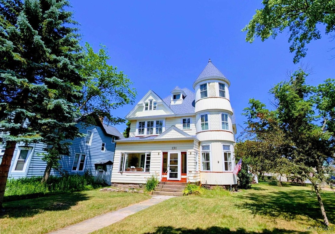 House in Marquette, Michigan, United States 2 - 18423590