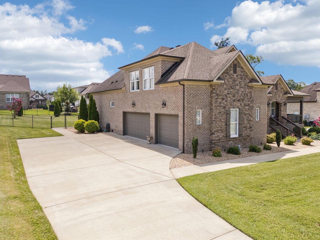 House in Columbia, Tennessee, United States 2 - 18422494