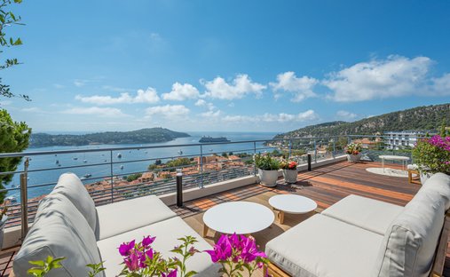 House in Le Port, Villefranche-sur-Mer, France 1