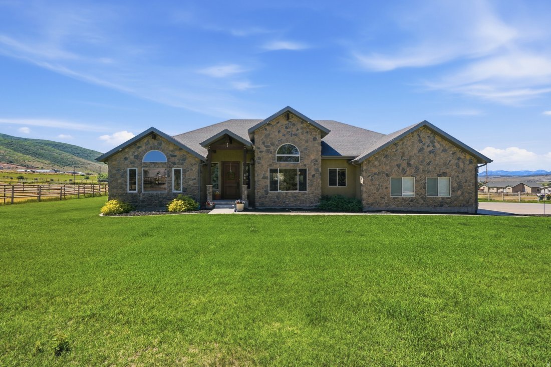 House in Kamas, Utah, United States 1 - 18422375